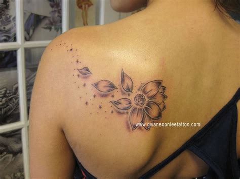 Many people will ink cherry blossom flowers and petals falling from it. Flowers For > Falling Rose Petals Tattoo | Tattoos, Leg ...