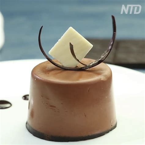I always recommend the use of dark chocolate. Ingredient: 300g(1.3 cup) Heavy whipping cream 45g (⅓ cup ...