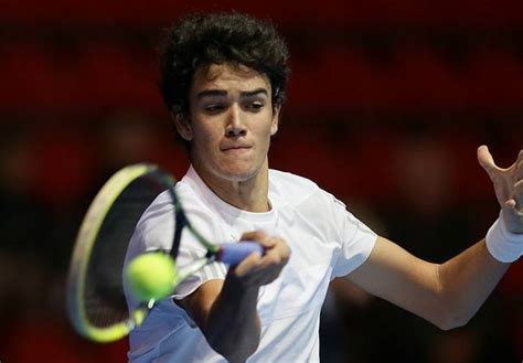 Berrettini no falló con su saque. MATTEO BERRETTINI CONQUISTA IL SUO PRIMO PUNTO ATP ...