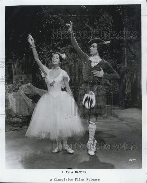 Nel 1981 il new york times la definì prima ballerina assoluta. Nureyev and Carla Fracci in 'La Sylphide'. | Nureyev ...