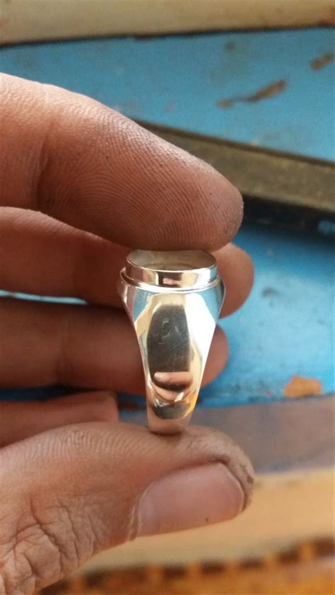 Mimpi memakai cincin emas via wikipedia. Jual emban cincin perak 925 untuk batu kecil ( sedia tanam ...