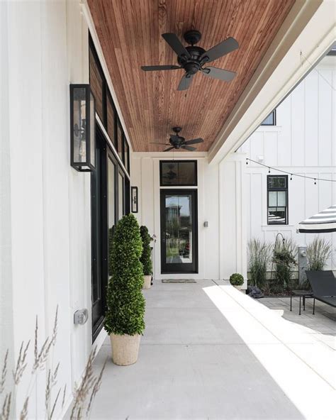 Learn more about wood ceilings from certainteed. This wood ceiling 💚 #POelmhurstfarmhouse | Wood ceilings ...