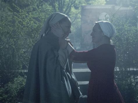 Staffel 2, folge 1 fsk16 hd sd. The Handmaid's Tale Staffel 3: Das passiert im Finale ...