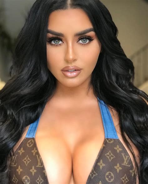 Abigail lives in a city whose borders were closed because of an epidemic and abby's father was one of the sick. Abigail Ratchford Fappening Sexy Photos | #The Fappening