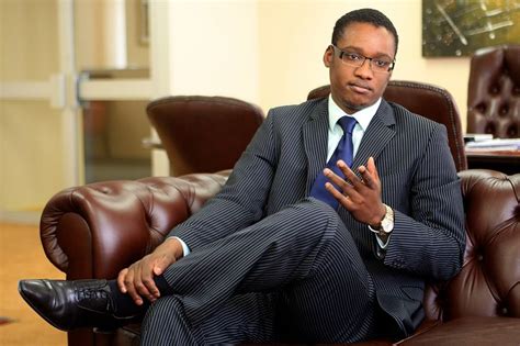 Duduzane zuma (born 20 may 1982) is the son of the former president of south africa, jacob zuma and the twin brother of duduzile zuma. Afrique du Sud : après le père, le fils Zuma au coeur des ...
