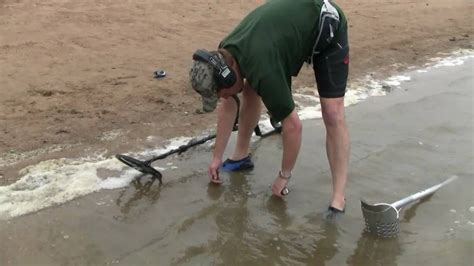 Metal detectors are not only used to find diamonds on the shore. Metal Detecting on Beaches - Treasure Hunter's Secret ...