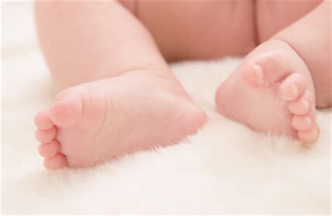 子供の足は変形しやすい!?健康な足を育てる基本的な靴選び ...