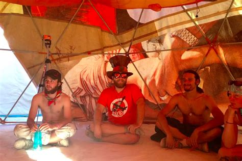 Nellie bowles is an american journalist noted for covering the technology world of silicon valley. Live from Burning Man - Vox