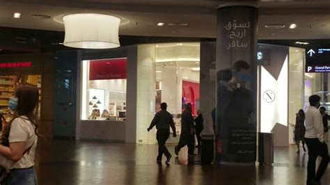 Check spelling or type a new query. Dubai mall......Azan.....call for pray. - YouTube