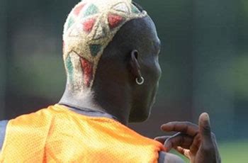 I have been cutting my hair using this method for. All Football Players: Mario Balotelli Hairstyle