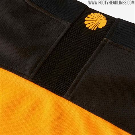 Kostenlose lieferung und gratis rückversand. Faszinierende Nike Kaizer Chiefs 19-20 Trikots ...