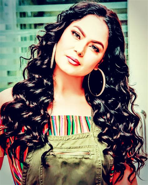 Malik is in charge of maintaining jahannam (hell) and carrying out god's command to punish the people in hell. Latest Beautiful Pictures of Actress Veena Malik from her ...