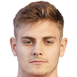 Josip stanišić (born 2 april 2000) is a german footballer who plays as a right wing back for german club bayern münchen ii. Josip Stanisic in Football Manager 2020