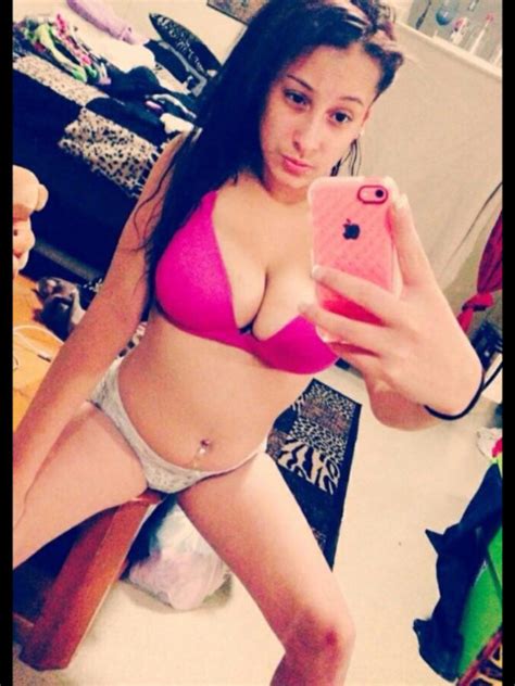 Reddit gives you the best of the internet in one place. Busty latina thot milf - ShesFreaky