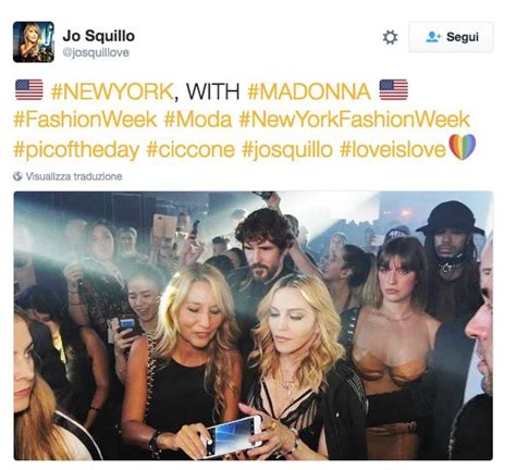 Vero nome giovanna coletti, amatissima dal pubblico del piccolo schermo per la sua esuberanza e proverbiale intraprendenza. Jo Squillo ed il selfie con Madonna: "Ha sgomitato per ...