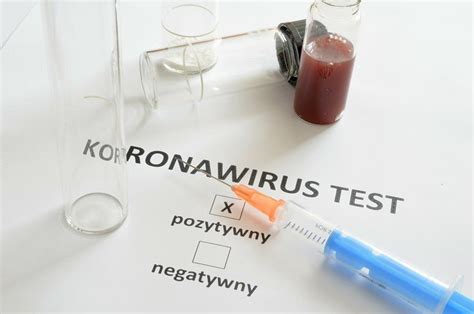 Każdy, kto będzie chciał otrzymać szczepienie powinien wypełnić formularz zgłoszenia chęci szczepienia. Koronawirus. Od kiedy ruszają szczepienia przeciw COVID-19 dla osób z grupy I i jak się na nie ...