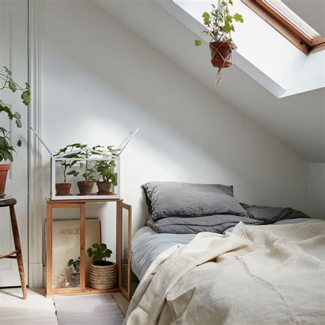 In this bathroom the beams are in fact what make the room, they add texture and interest to an otherwise quite neutral modern space. Painting Bedrooms With Slanted Ceilings | Taraba Home Review