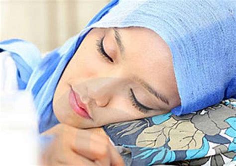 Qailullah merupakan amalan tidur yang disarankan dalam islam. Sepanjang Jalan Kehidupan: 6 Bahaya tidur selepas subuh ...