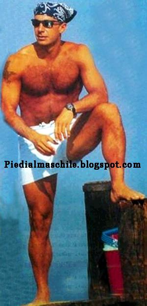 Изучайте релизы luca vialli на discogs. Piedi al Maschile: Gianluca Vialli