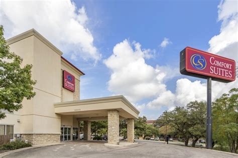 Whether you're in town for business. Comfort Suites Medical Center near Six Flags | San Antonio