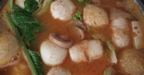 Setelah bumbu jadi bisa langsung digunakan untuk membuat kare dengan cara, tuang potongan sayuran untuk kare, beri air secukupnya ke dalam panci lalu aduk rata dan tunggu. Cara Masak.bumbu Tomyam Dgn.bumbu.shaset : Jual Hot List ...