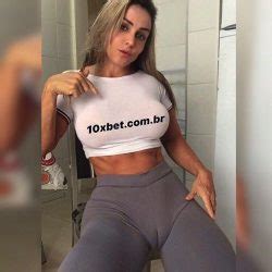 Последние твиты от camel toe (@cameltoepassion). Cameltoe in tight yoga pants