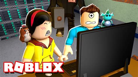 To escape, the survivors need to hack the computers to unlock the exits. WHERE IS THE BEAST? GOTTA HACK Roblox Flee the Facility w ...