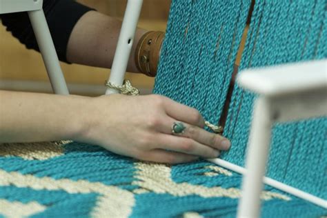 The weaving kind on instagram: How to Make a Macrame Lawn Chair | DIY Projects