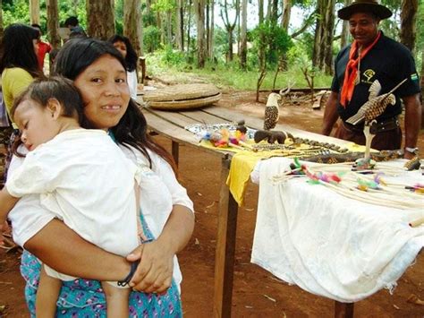 Brazil's guarani suffer at the hands of violent ranchers. Etnografia Indigena: GUARANI MBYA