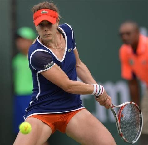 Cornet has won six singles and three doubles titles on the wta tour. Tennis: Alizé Cornet en quarts de finale du tournoi de ...