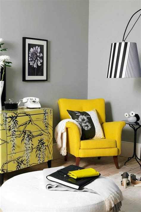 The first is classic accent chair for living room. 10 Superb Accent Chairs For Small Living Rooms