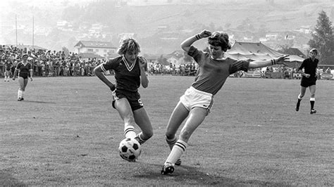 Die nationalliga vom jahr 1975 bis 2015. Schweizerischer Fussballverband - Geschichte des Schweizer ...