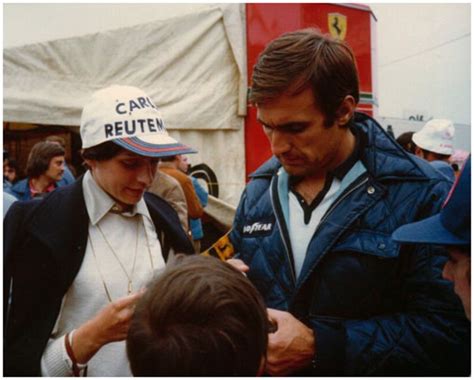 Fallece a los 79 años carlos reutemann, senador argentino y expiloto de f1. Photograph of Carlos Reutemann posing with Marie-Jeanne ...