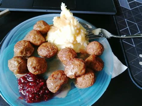 They serve the meatballs with mashed potatoes and green beans, plus a spoonful of ikea's sweet lingonberry jam on the side. Homemade Swedish Meatballs : food