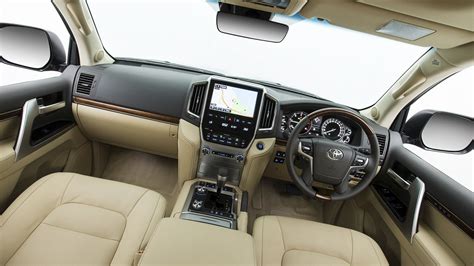 When will australia get the 300 series landcruiser? New 2019 Toyota Land Cruiser 100 Interior Design | Toyota ...