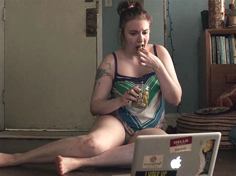 Lena dunham gives girls season 3 sneak peek. 10 Scenes Where Lena Dunham's 'Hannah' Stress Eats on HBO ...