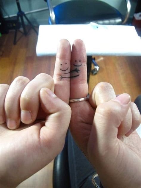 Here we offer not only the traditional symbols of friendship, but also some unique and original best friend tattoo designs. 200 Matching Best Friend Tattoos (BFF) (September 2020)