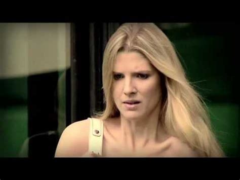 Ex mannequin belge suce la queue de son mec; La Femme Nue - YouTube