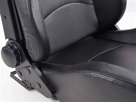 Die seitliche vorwölbung der rückenlehnen erlaubt es, insbesondere beim fahren in kurven die fliehkräfte auf den oberkörper besser. FK Sportsitze Auto Halbschalensitze Set Control mit ...