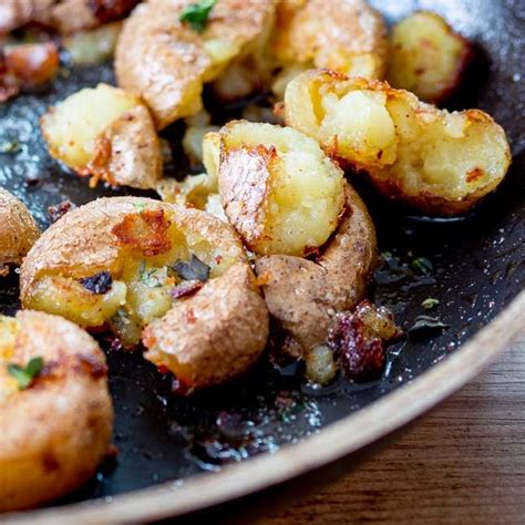 Add a topping of your choice! These Crispy Pan Fried Potatoes make the perfect side dish ...