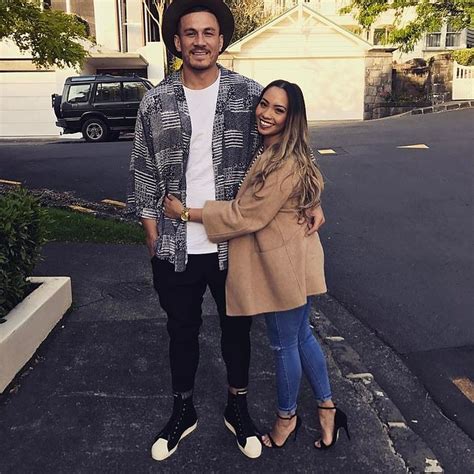 Explore tweets of sonny bill williams @sonnybwilliams on twitter. Sonny Bill Williams' fury as Instagram REMOVES pic of star ...