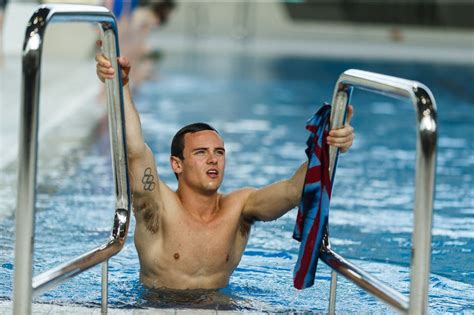 Some young divers tell us what they love about diving at the tom daley diving academy. Tom Daley 'excited for home crowd buzz' at London Diving ...