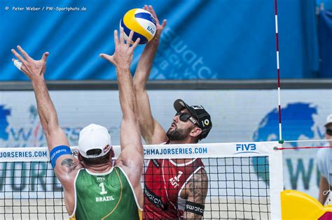 Den doppelliter, eine zwei liter flasche für wein (österreich) oder das bayerische doppelmaß für bier der doppler. PW-Sportphoto/Beach Volleyball/swatch Beach Volleyball ...