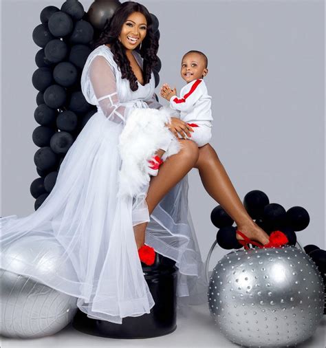 Crooner kcee shares vacation photos with. Lilian Esoro And Her Son In Adorable Christmas Photo ...