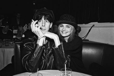 Paulina porizkova has opened up about her relationship with her late husband ric ocasek and the love he made her feel in a poignant tribute written nearly a month after his death. 1990. Paulina Porizkova & Ric Ocasek | El roquero y la ...