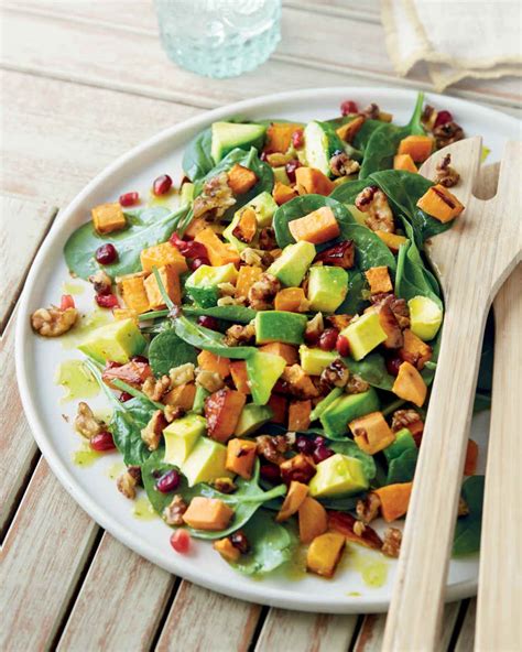 Garnish with additional chopped parsley and cilantro, plus pomegranate seeds if you like. Spinach, Sweet Potato, Pomegranate & Avocado Salad - ALDI ...