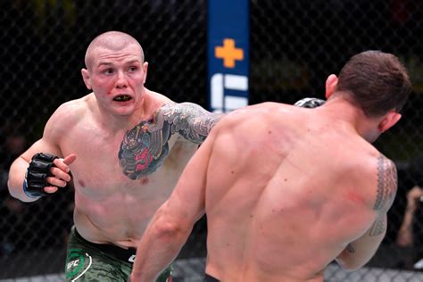 Who will marvin vettori fight next after defeating jack hermansson? Ufc, Marvin Vettori umilia Hermansson: vittoria e lacrime ...