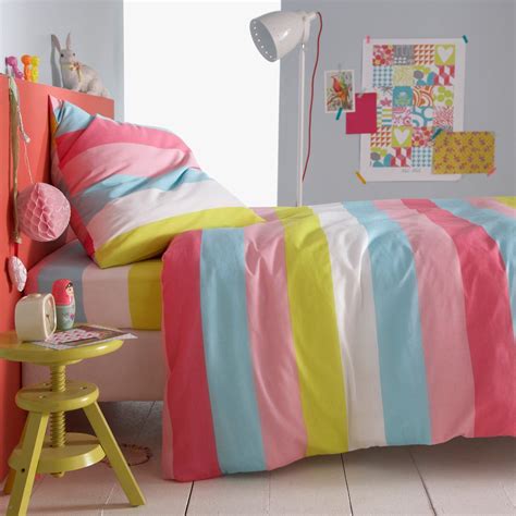 Prenez un bain de soleil allongé sur un transat assorti à votre salon de jardin ! la redoute | Housse de couette enfant, Décoration chambre ...