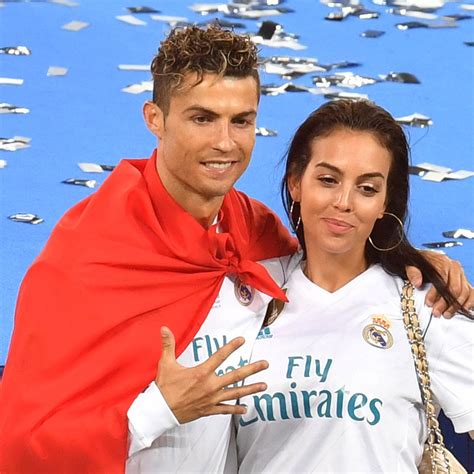 Zum ersten mal trafen sich georgina rodriguez und cristiano ronaldo im jahr 2016 in madrid. Cristiano Ronaldo Frau Schwanger