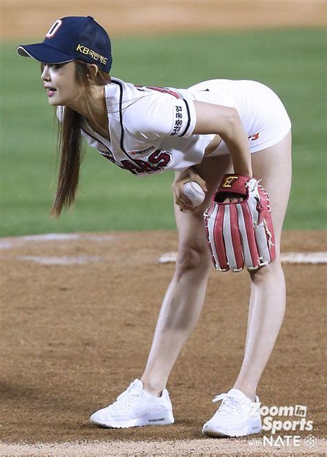 Follow our free kbo picks to ensure you have a watch baseball including korean baseball league streamed live online with bet365's officially licensed live streams. The Most Beautiful Baseball 1st Pitch! | Daily K Pop News